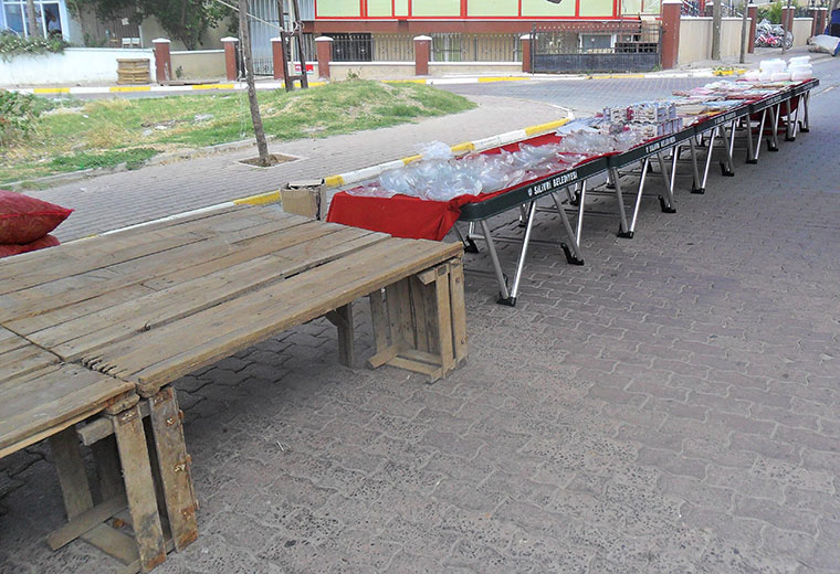 Pazar Tahtası ve Plastik Pazar Masası - r07